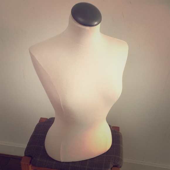 Gorgeous Display Mannequins 2 available - Picture 1 of 6